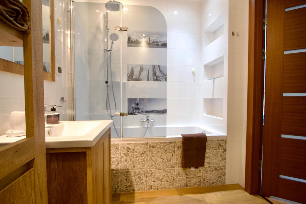 Leilighet Mp Rent- 48m, Klimatyzacja, Ogrodek, Parking, Jana Kazimierza, Travellerrevawards2024 *